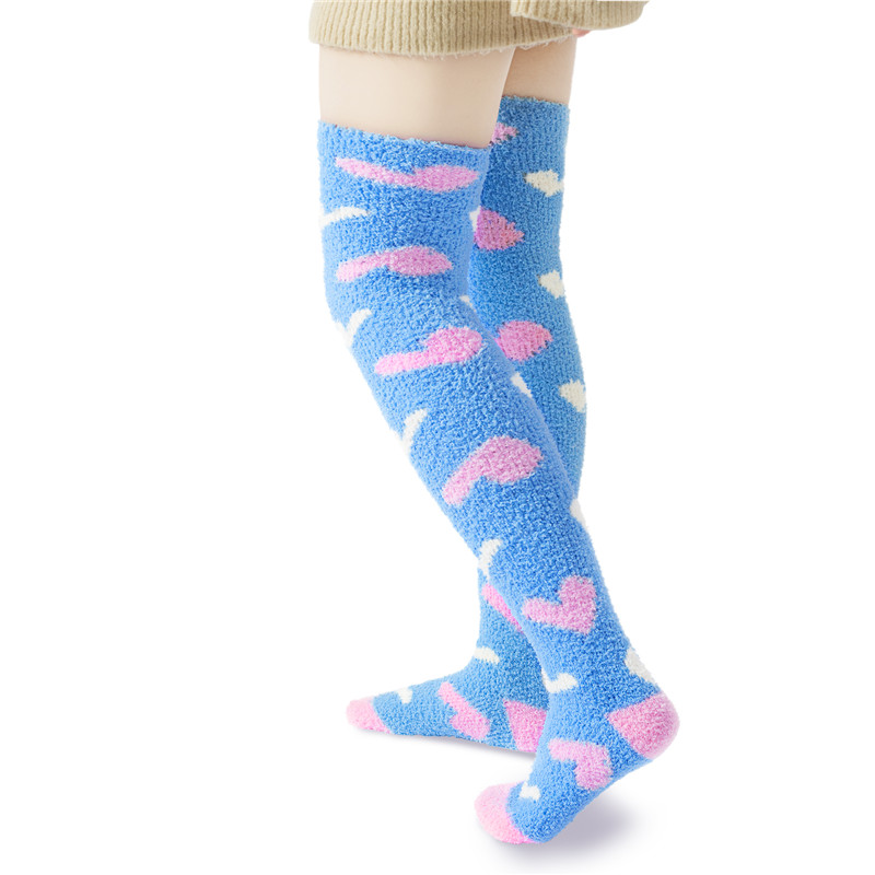 Coral Fleece Knee High Long Heart Pattern Socks 2 Pairs Set – Blue & White