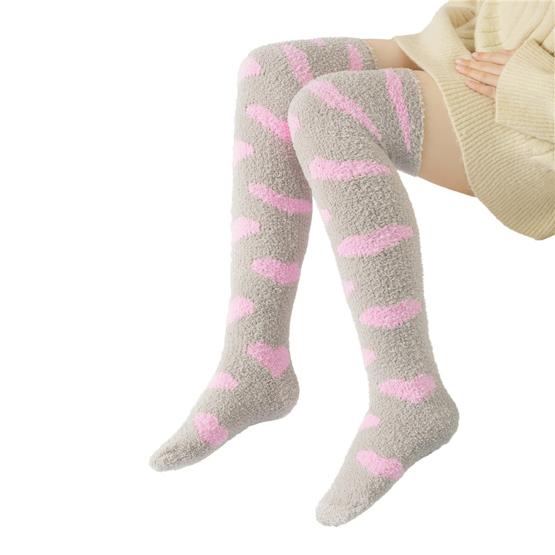 Coral Fleece Knee High Long Heart Pattern Socks 2 Pairs Set – Grey & White